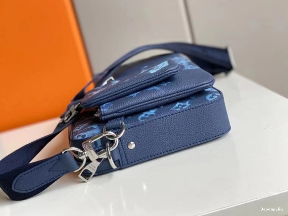 LOUIS TRIO VUITTON MESSENGER 0109